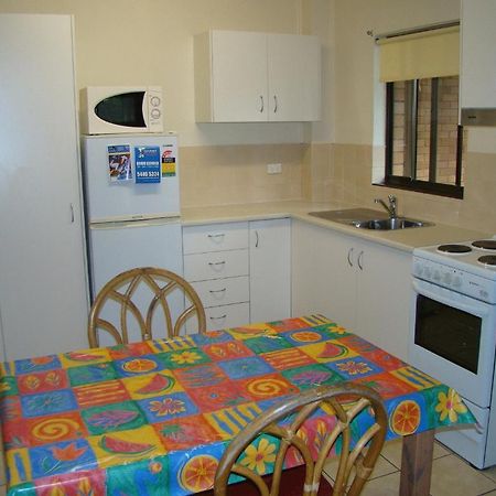 Noosa Yallambee Holiday Apartments Noosaville Dış mekan fotoğraf